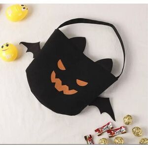 Brand New Spooky Bat Halloween Trick or Treat Soft Canvas Candy Bucket Basket